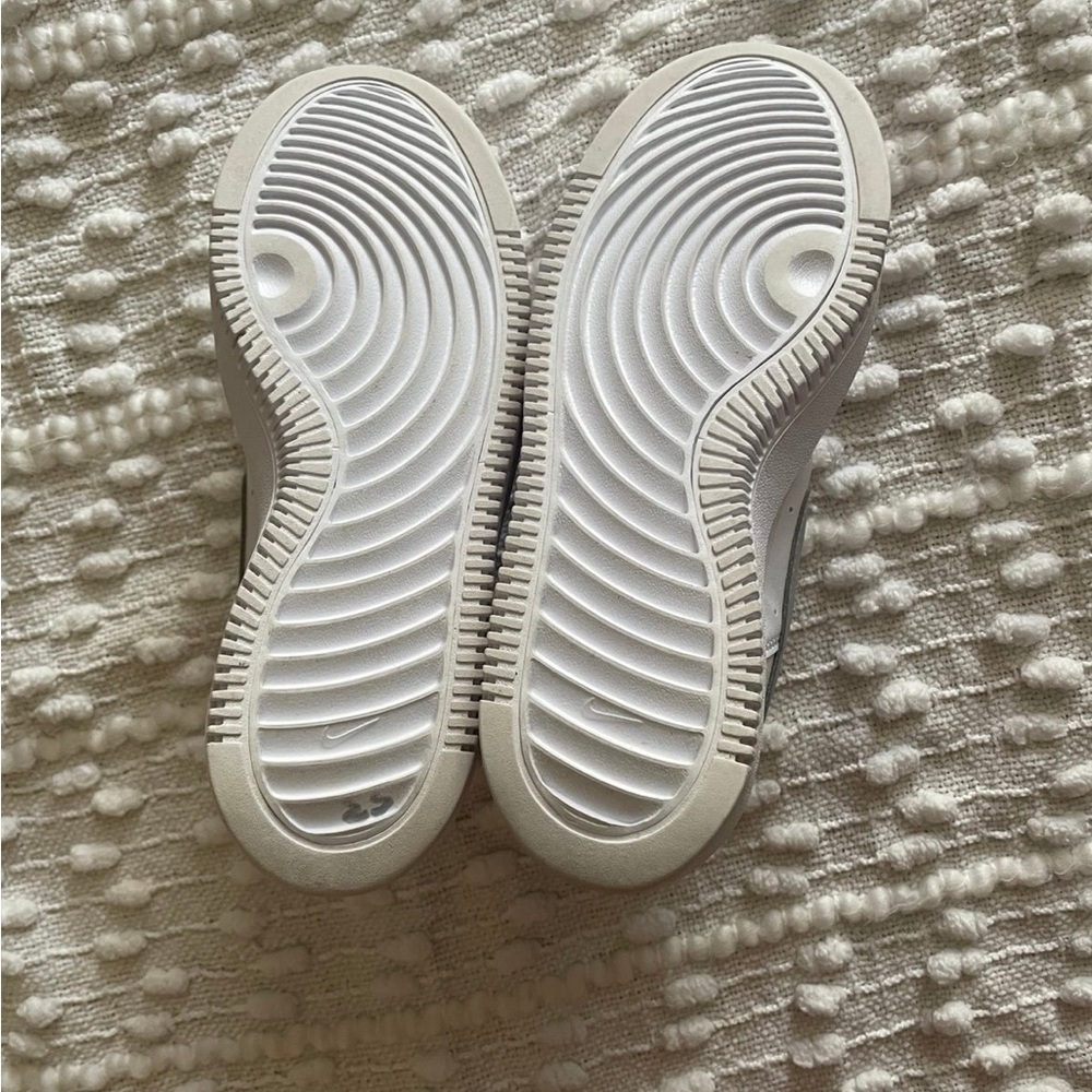 Nike Women's White and Gray platform Sneakers - Picture 5 of 5